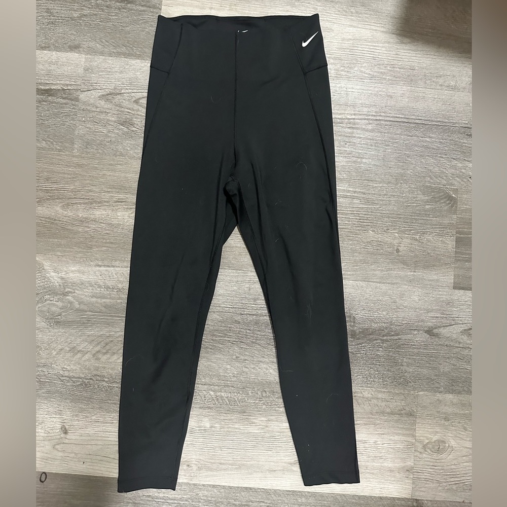 Black Nike 7/8 Leggings